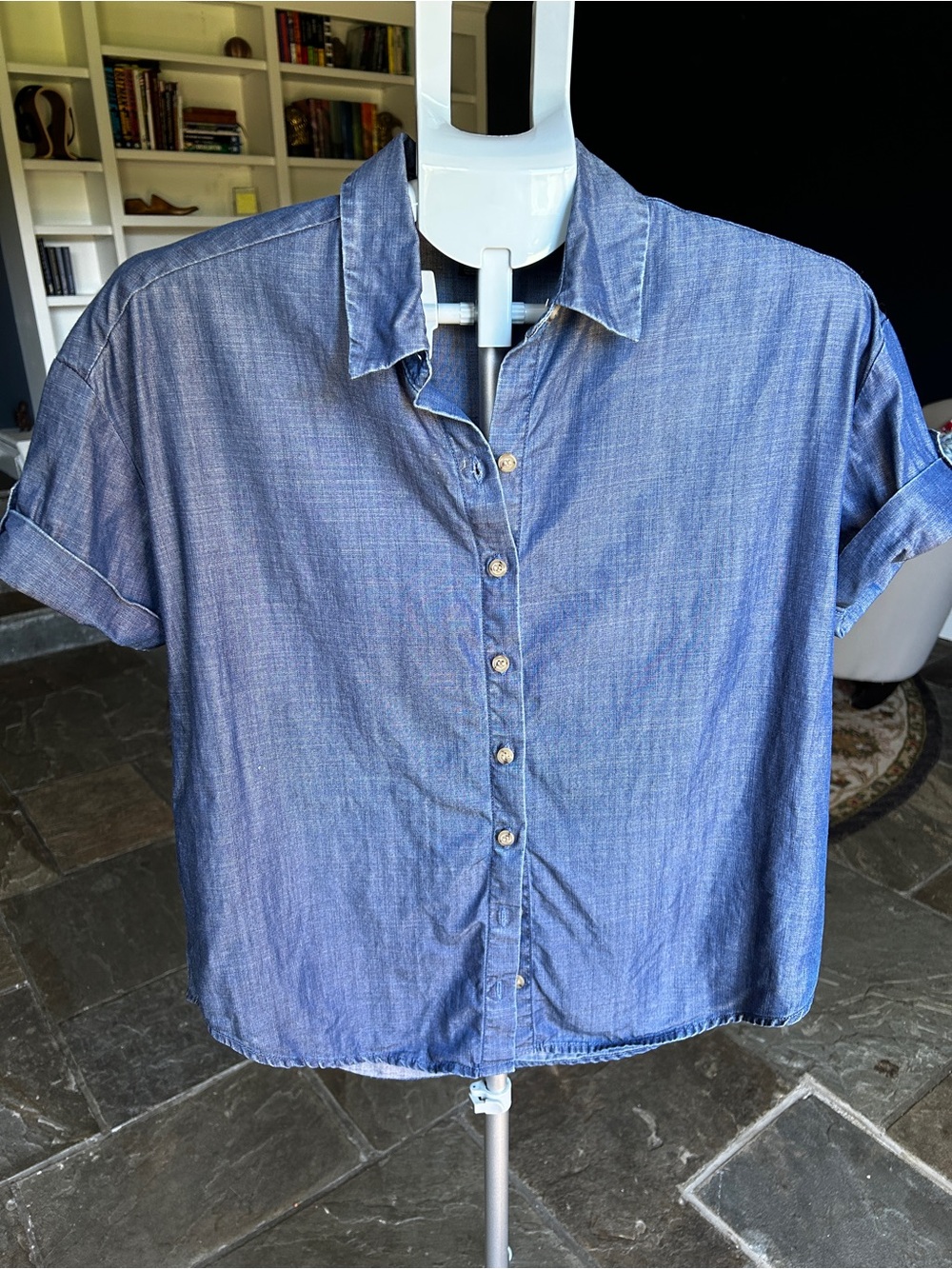 Lord & Taylor Womens PM Short-Sleeve Chambray Button-Down